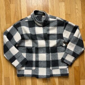 Banana Republic Black & Cream Plaid Fleece Jacket